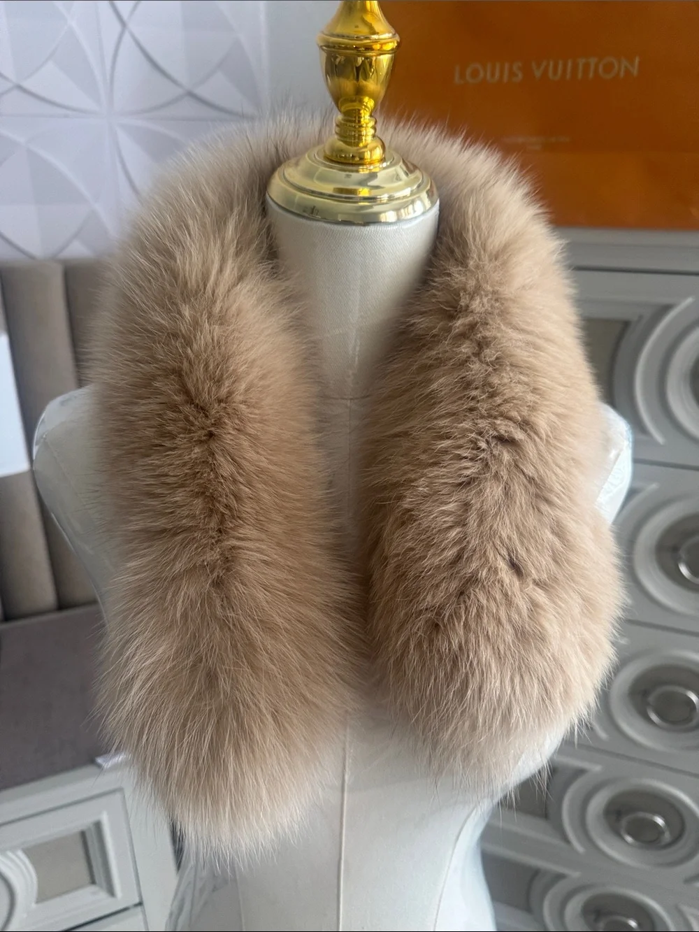 Genuine Fox fur clip on scarf